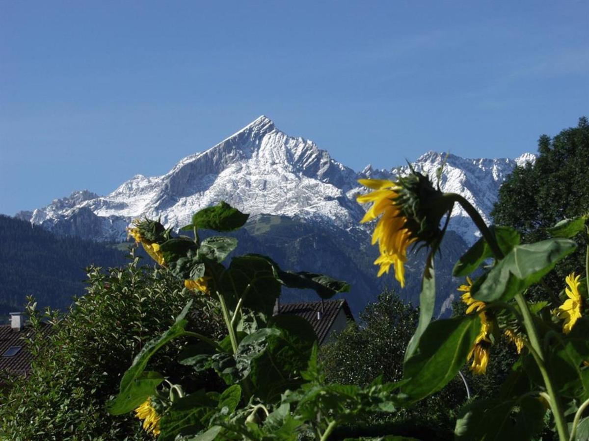 Gaestehaus Loedermann Garmisch-Partenkirchen járás Kültér fotó