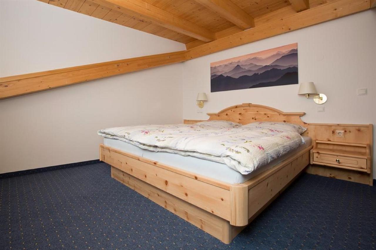 Gaestehaus Loedermann Garmisch-Partenkirchen járás Kültér fotó
