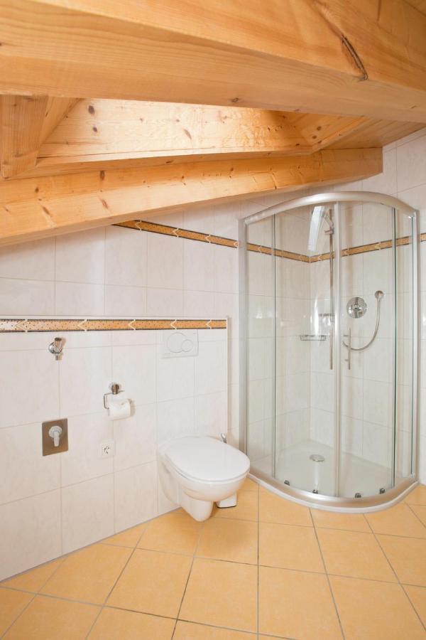 Gaestehaus Loedermann Garmisch-Partenkirchen járás Kültér fotó