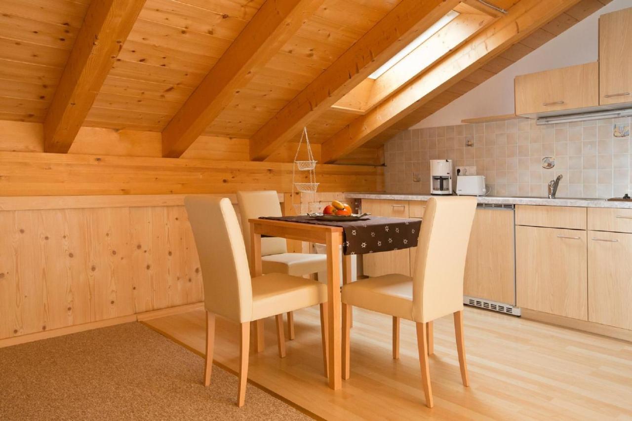 Gaestehaus Loedermann Garmisch-Partenkirchen járás Kültér fotó